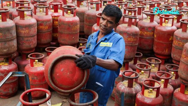 Will Petrol-Diesel Prices Rise Next? Rahul Gandhi Attacks BJP Over LPG Hike On Labour Day