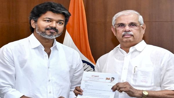 Who is Rajendra Vishwanath Arlekar, TN Governor Who Has Delayed Vijay’s Oath-Taking Ceremony?