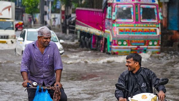 Maharashtra Weather: Mumbai On Yellow Alert; 15 Districts To Get Heavy Rains Today