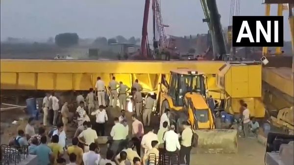 Crane Collapses At Jewar Expressway Construction Site In Faridabad, At Least 5 Workers Feared Trapped