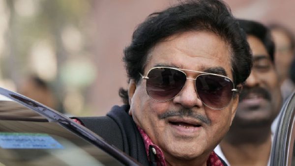 Betrayal Or Loyalty? Shatrughan Sinha Breaks His Silence On Joining The Rebel TMC Camp