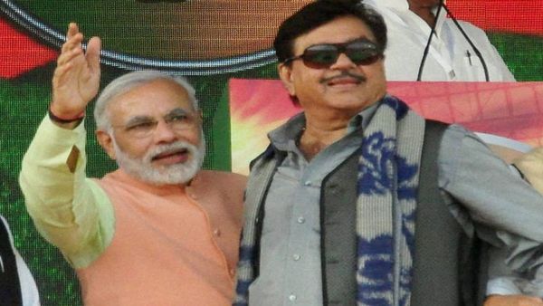 As TMC MPs Revolt, Shatrughan Sinha Praises PM Modi