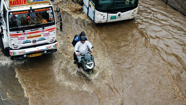 Mumbai Rains: 2 Dead, Red Alert Issued As Heavy Monsoon Showers Lash City