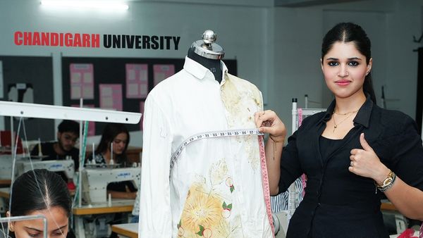 Best Fashion Design College in Uttar Pradesh: Courses, Fees, Infra, Placements & Industry Exposure