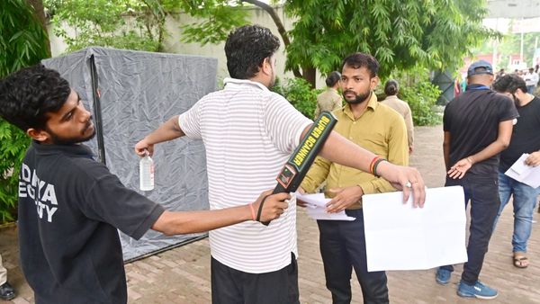 UPTET 2026: Nearly 20 Lakh Aspirants Take Test as Three-Day Exam Kicks Off in UP