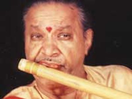 ಚೌರಾಸಿಯಾಗೆ ವಿರಾಸತ್ ಪ್ರಶಸ್ತಿ ಪ್ರದಾನ