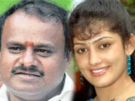 ಮಾಲ್ಡವೀಸಿಗೆ ರಾಧಿಕಾ ಕುಮಾರಣ್ಣ ಪ್ರವಾಸ