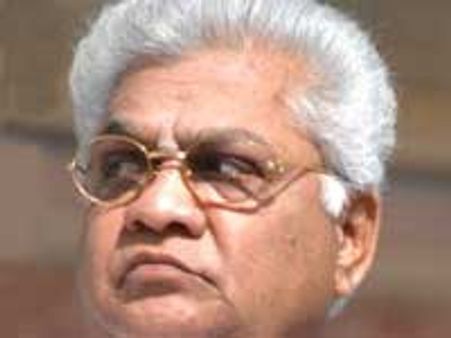 ಬಿಜೆಪಿ ಅಭ್ಯರ್ಥಿಯಿಂದ ನೀತಿ ಸಂಹಿತೆ ಉಲ್ಲಂಘನೆ