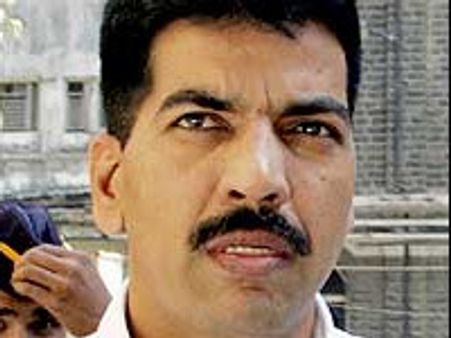 ಉಡುಪಿ, ಡಿವಿಎಸ್ ವಿರುದ್ಧ ದಯಾನಾಯಕ್ ?