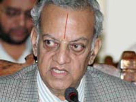 ಲೋಕಸಭಾ ಚುನಾವಣೆ, ಆಯುಕ್ತರಿಂದ ಸಿದ್ಧತೆ ಪರಿಶೀಲನೆ