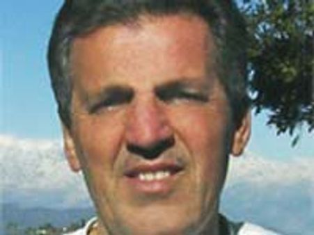 ಧರ್ಮ, ಮಾರ್ಕ್ಸ್‌ವಾದ ಮತ್ತು ಕೊಳಚೇನಾಯಿ ಎಂಬ ಚಲನಚಿತ್ರ