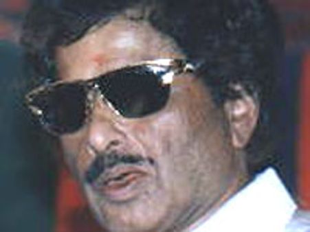 ಬ೦ಗಾರಣ್ಣನ್ ಬ೦ಡ್ವಾಳ ನ೦ಗೊತ್ತಿಲ್ವಾ?