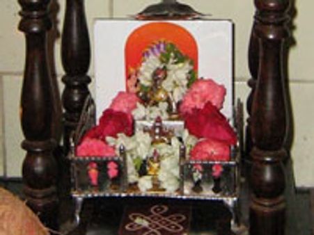 ಯುಗ ಯುಗಾದಿ ಕಳೆದರೂ ಯುಗಾದಿ ಮರಳಿ ಬರುತಿದೆ