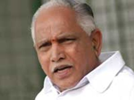 ಬೆಳಗಾವಿ: ಸಿಎಂ ವಿರುದ್ದ ಕಪ್ಪು ಬಾವುಟ ಪ್ರದರ್ಶನ