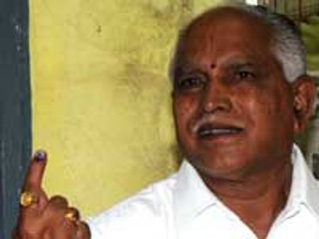 ಯಡಿಯೂರಪ್ಪ ಬಲಗೈ ಬೆರಳಿಗೆ ಇಂಕು ಯಾಕಪ್ಪ?