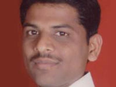 ರೂಪಸಿ ಮನಸಾರೆ ಬಿಗಿದಪ್ಪಿ ಒಮ್ಮೆ ಹೇಳು