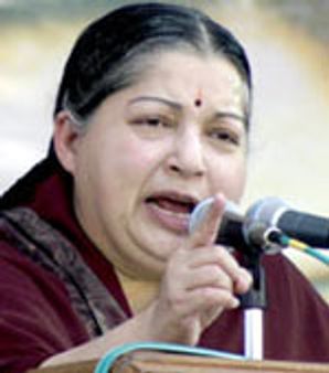 ಪಿಎಂ ಹುದ್ದೆಗೆ ಪವಾರ್ ಸೂಕ್ತ: ಜಯಲಲಿತಾ