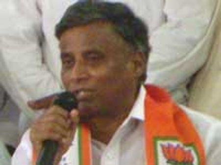 ಕೊನೆಗೂ ಮಂತ್ರಿಯಾದ ವೀರಣ್ಣ ಸೋಮಣ್ಣ