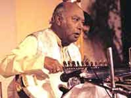 ಸರೋದ್ ಮಾಂತ್ರಿಕ ಆಲಿ ಅಕ್ಬರ್ ಖಾನ್ ಅಸ್ತಂಗತ