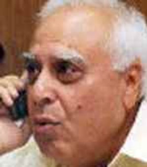 ರ‌್ಯಾಗಿಂಗ್ ತಡೆಗೆ ಹೆಲ್ಪ್ ಲೈನ್ 1800 180 5522