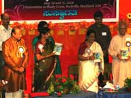 ಪುಸ್ತಕಗಳ ಬಿಡುಗಡೆ ಮತ್ತು ಮಸ್ತ್ ಮಸ್ತ್ ಮಾರಾಟ