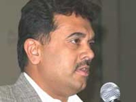 ನೂರೆಂಟು ಮಾತು ಎದೆಯಾಳದಿಂದ...