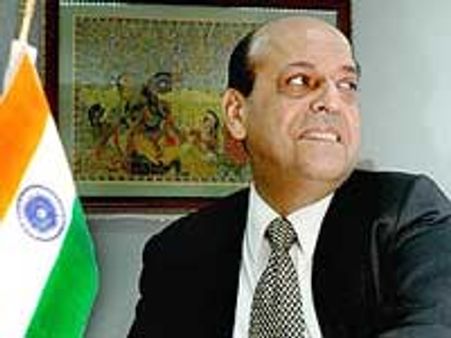 ಅಡ್ವಾಣಿ ಬೆನ್ನು ಬಿದ್ದ ಸೋತ ಮುಖಗಳು