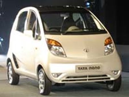 ನ್ಯಾನೋ ಕಾರ್ ಹೈದರಾಬಾದ್ ಪುರ ಪ್ರವೇಶ