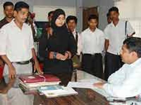 ಬುರ್ಖಾ ಧರಿಸಲು ಅವಕಾಶ ಸಾಧ್ಯವಿಲ್ಲ : ಕಾಲೇಜ್