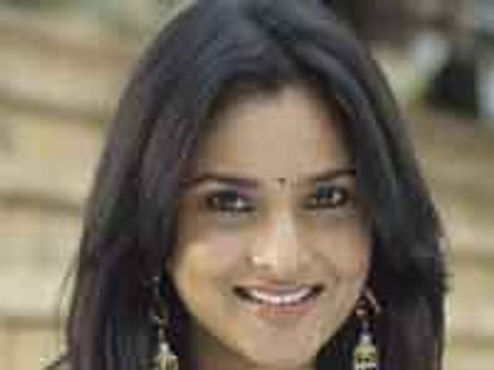 ರಮ್ಯಾರಿಂದ ಯುವ ದಸರಾಕ್ಕೆ ಚಾಲನೆ