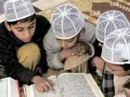 ಭಯೋತ್ಪಾದನೆ ವಿರುದ್ಧ ಯಾರು ಹೋರಾಡಬೇಕು?