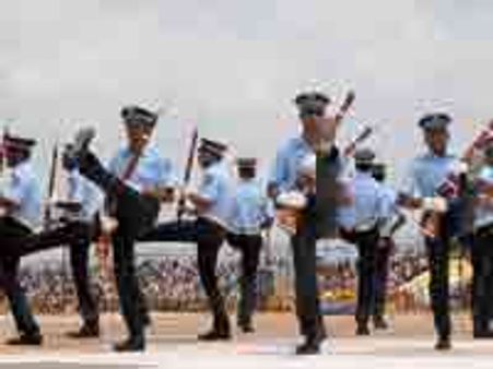 ದಸರಾ: ಲೋಹದ ಹಕ್ಕಿಗಳ ಅದ್ಭುತ ಹಾರಾಟ