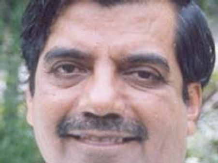 ತಲೆಯ ಮೇಲೊಂದು ಸೂರು ಬೇಕೆಂದು