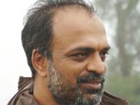 ನಿಂಬೆಗಿಡದಲ್ಲಿ ಅರಳಿದ ಕೆಂಡಸಂಪಿಗೆ ಹೂ ಕಣ್ಮರೆ?