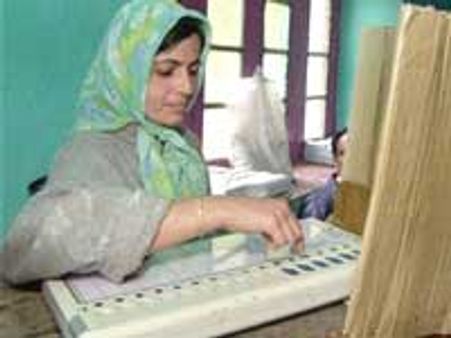 ಮಹಾರಾಷ್ಟ್ರ ಸೇರಿ ಮೂರು ರಾಜ್ಯಗಳಲ್ಲಿ ಮತದಾನ