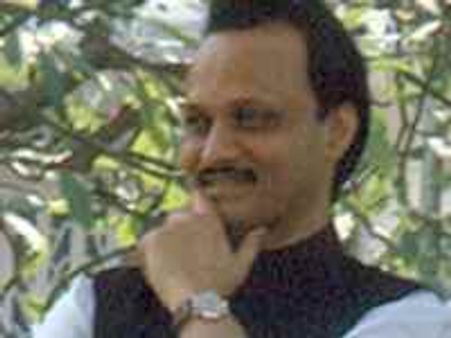 ಮುಂಬೈ : ಎನ್ಸಿಪಿಯಲ್ಲಿ ದಾದಾಗಿರಿ