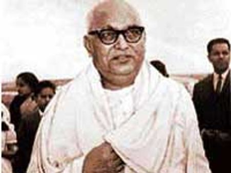 ಎಸ್.ನಿಜಲಿಂಗಪ್ಪ 'ಕರ್ನಾಟಕ ರತ್ನ' ಪ್ರಶಸ್ತಿ ಕಳುವು