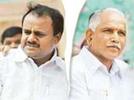 ಗಡಿನಾಡಿನಲ್ಲಿ ಎಚ್ಡಿಕೆ ವಿರುದ್ಧ ಸಿಎಂ ಗರಂ