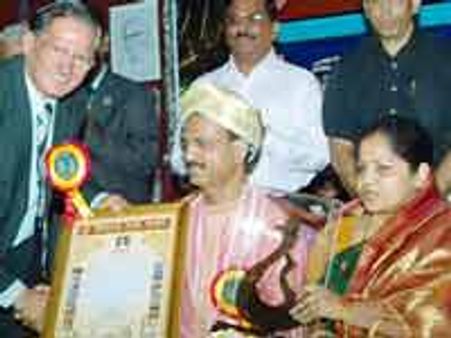 ಅರಬರ ಪ್ರಾಂತ್ಯದಲ್ಲಿ ಮಯೂರ ಲಾಸ್ಯ