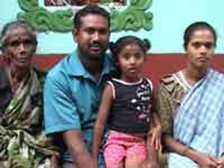 ಅಂಗವಿಕಲತೆ ಮೆಟ್ಟಿನಿಂತ ವ್ಯಂಗ್ಯಚಿತ್ರ ಕಲಾವಿದ