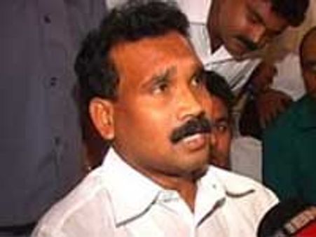 ಮಹಾಭ್ರಷ್ಟ ಮಧು ಕೋಡಾ ಕೈಗೆ ಕೋಳ