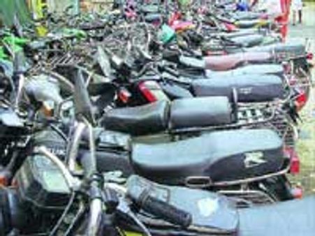 ಬೆಂಗಳೂರು, 37 ರಸ್ತೆಗಳಿಗೆ ಪಾರ್ಕಿಂಗ್ ಶುಲ್ಕ ಆರಂಭ