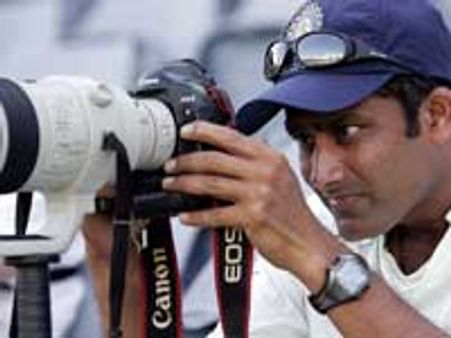 ವನ್ಯಜೀವಿ ಪರ ಅನಿಲ್ ಕುಂಬ್ಳೆ ಬೌಲಿಂಗ್