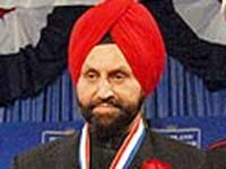 ಅಪಾತ್ರರಿಗೆ ಪದ್ಮ : ಕಳಂಕ ಮೆತ್ತಿಕೊಂಡ ಕೇಂದ್ರ