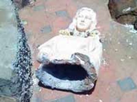 ಚರ್ಚ್ ದಾಳಿ ಖಂಡಿಸಿ ಅಲ್ಪಸಂಖ್ಯಾತರ ಪ್ರತಿಭಟನೆ