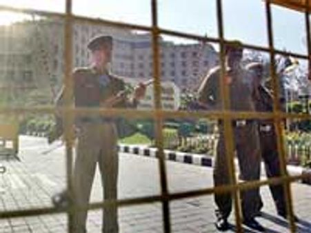 ಪುಣೆ ಅಟ್ಟಹಾಸ : ದೇಶಾದ್ಯಂತ ಹೈಅಲರ್ಟ್