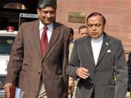 ಸದ್ಯಕ್ಕೆ ಪೆಟ್ರೋಲ್, ಡೀಸೆಲ್ ದರ ಏರಿಕೆ ಇಲ್ಲ