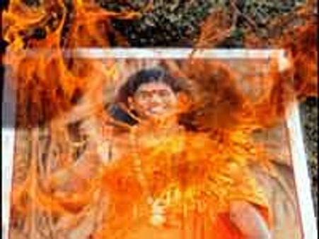 ಕರ್ನಾಟಕ ಪೊಲೀಸರ ಕೈಗೆ ನಿತ್ಯಾನಂದನ ಕೇಸ್