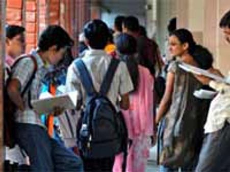 ಕೆಮಿಸ್ಟ್ರಿ ಅಬ್ಬಬ್ಬಾ ಸಾಕಪ್ಪಾ ಸಾಕು; ವಿದ್ಯಾರ್ಥಿಗಳು