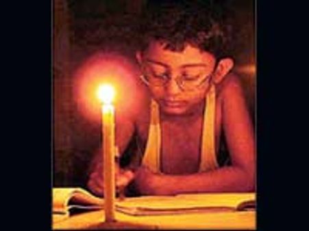 ಕರೆಂಟು ಇರಲಿ ಬಿಡಲಿ ಓದಿನತ್ತ ಗಮನವಿರಲಿ